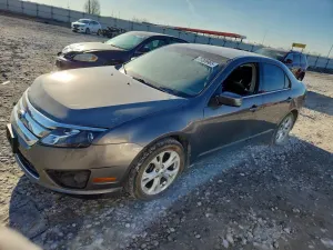 Ford Fusion SE 3.0L 6 2012