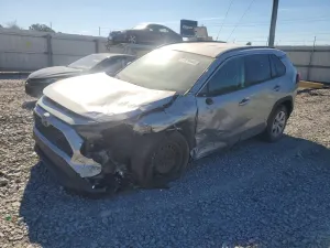Toyota Rav4 LE 2.5L 4 2019