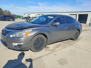 Nissan Altima 2.5L 4 2015