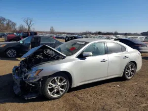 Nissan Maxima S 3.5L 6 2014