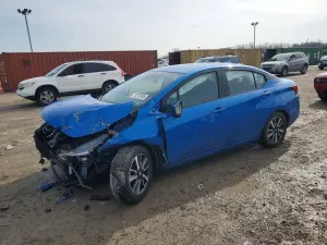 Nissan Versa SV 1.6L 4 2020