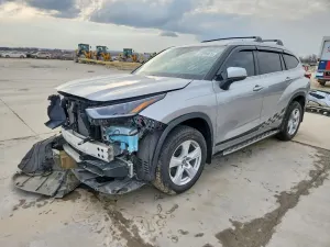 Toyota Highlander L 3.5L 6 2021