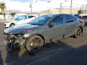 Toyota Camry XSE 2.5L 4 2025
