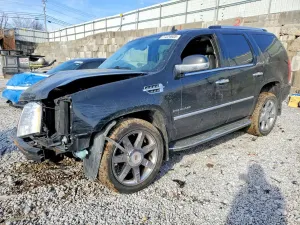 Cadillac Escalade LUXURY 6.2L 8 2013