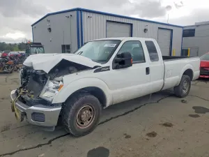 Ford F-250 6.2L 8 2015
