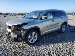 Toyota Highlander LIMITED 3.5L 6 2015