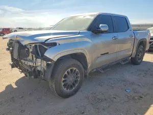 Toyota Tundra CREWMAX SR 3.4L 6 2025