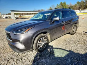 Toyota Highlander XLE 3.5L 6 2021
