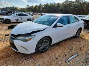Toyota Camry LE 2.5L 4 2016