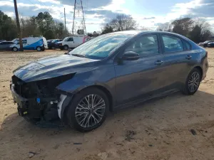 Kia Cerato / Forte / K3 2 L 4 2023