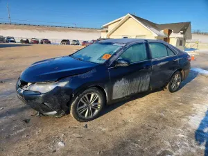 Toyota Camry LE 2.5L 4 2017