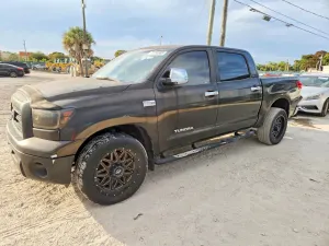 Toyota Tundra CREWMAX SR5 5.7L 8 2007