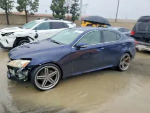 Lexus IS 250 2.5L 6 2011