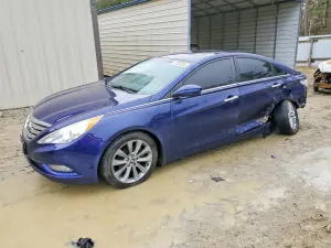 Hyundai Sonata SE 2.4L 4 2013