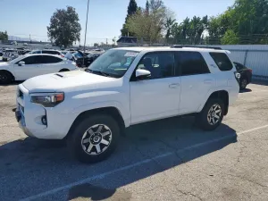 Toyota 4Runner SR5 PREMIUM 4.0L 6 2022