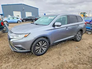 Mitsubishi Outlander SE 2.4L 4 2019