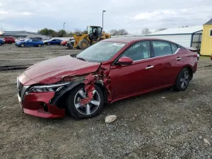 Nissan Altima 2.5L 4 2022
