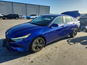 Hyundai Elantra 2.0L 4 2021