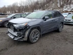 Toyota Rav4 XLE PREMIUM 2.5L 4 2025