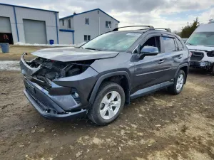 Toyota Rav4 XLE 2.5L 4 2021