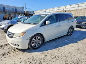 Honda Odyssey TOURING 3.5L 6 2016