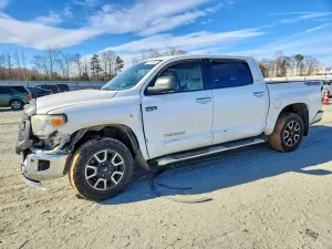 Toyota Tundra 5.7L 8 2014