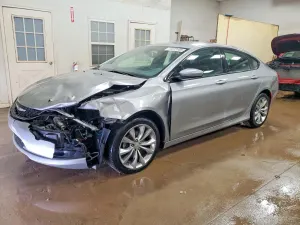 Chrysler 200 S 2.4L 4 2015