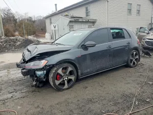 Volkswagen Golf 2L 4 2015