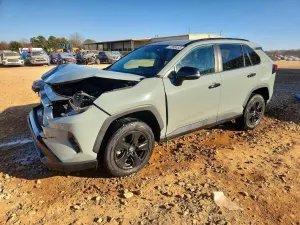 Toyota Rav4 XLE 2.5L 4 2021