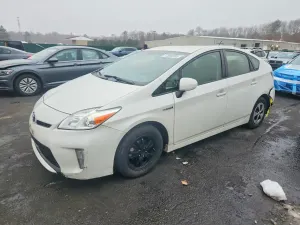 Toyota Prius 1.8L 4 2015