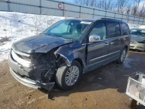 Chrysler Town & Country TOURING L 3.6L 6 2016