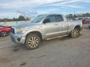 Toyota Tundra DOUBLE CAB SR5 5.7L 8 2007