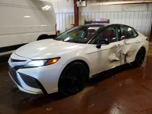 Toyota Camry 2.5L 4 2021