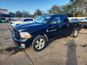 Dodge RAM ST 5.7L 8 2012