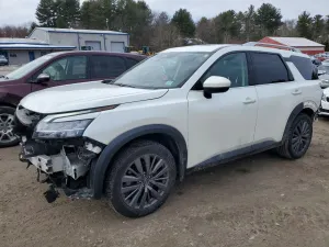 Nissan Pathfinder SL 3.5L 6 2023