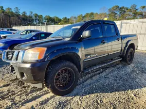 Nissan Titan S 5.6L 8 2014