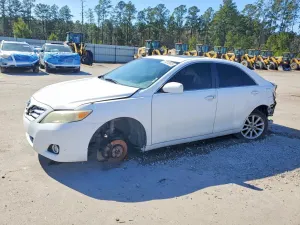 Toyota Camry SE 3.5L 6 2011