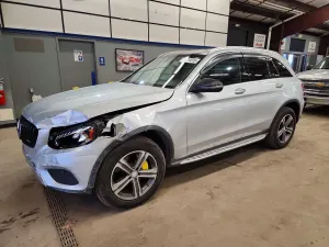 Mercedes-Benz GLC 300 4MATIC 2.0L 4 2016