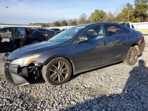 Toyota Camry LE 2.5L 4 2016