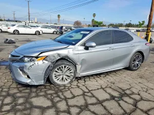 Toyota Camry L 2.5L 4 2018