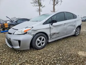 Toyota Prius 1.8L 4 2014
