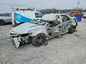 Toyota Camry 2.5L 4 2022