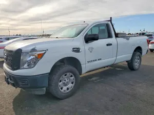 Nissan Titan S 5.6L 8 2018