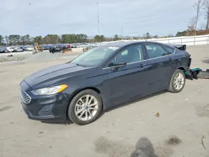 Ford Fusion SE 1.5L 4 2020