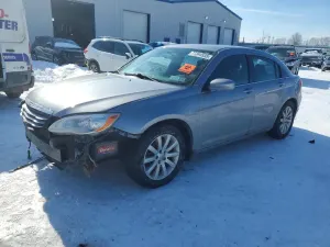Chrysler 200 TOURING 3.6L 6 2014