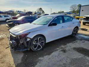 Nissan Altima SR 2.5L 4 2024