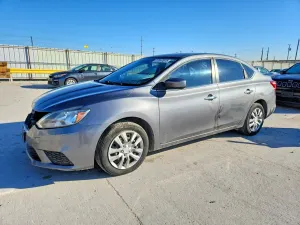 Nissan Sentra S 1.8L 4 2017