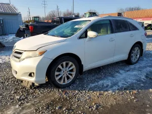 Toyota Venza LE 2.7L 4 2013