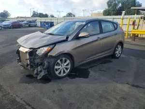 Hyundai Accent GLS 1.6L 4 2013