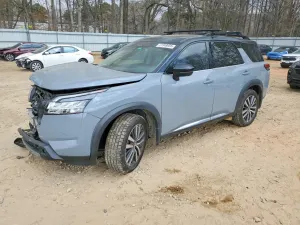 Nissan Pathfinder PLATINUM 3.5L 6 2022